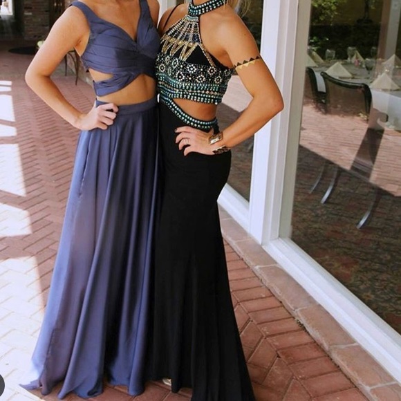 Cut out black and sequin prom dress - Picture 3 of 4